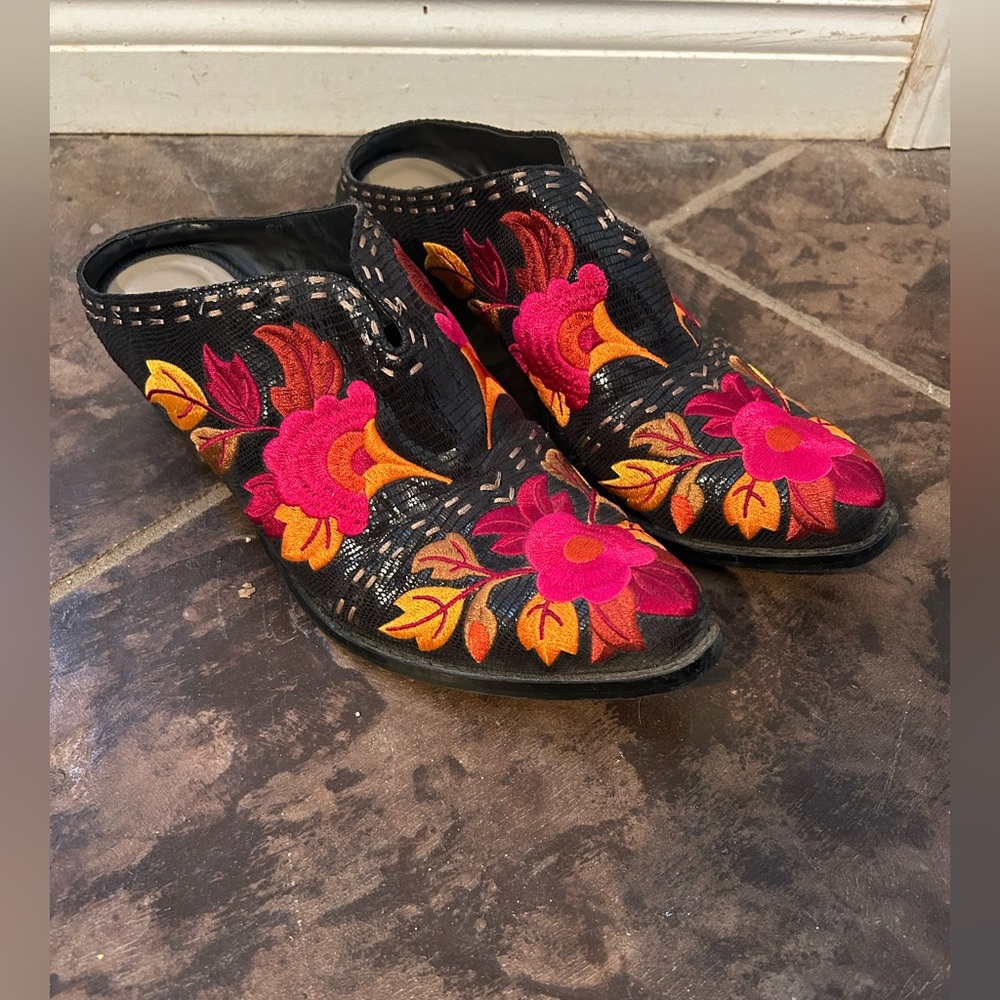 J Renee Floral Embroidered Leather Slip-on shoe